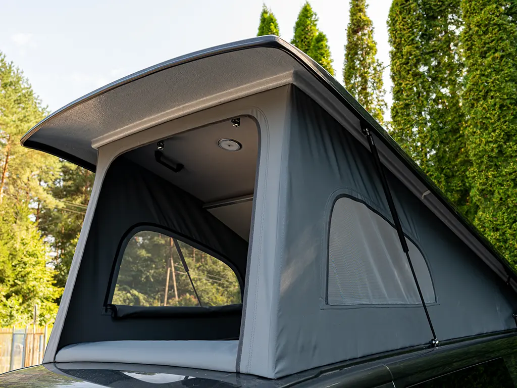 Toit relevable & ouvertures