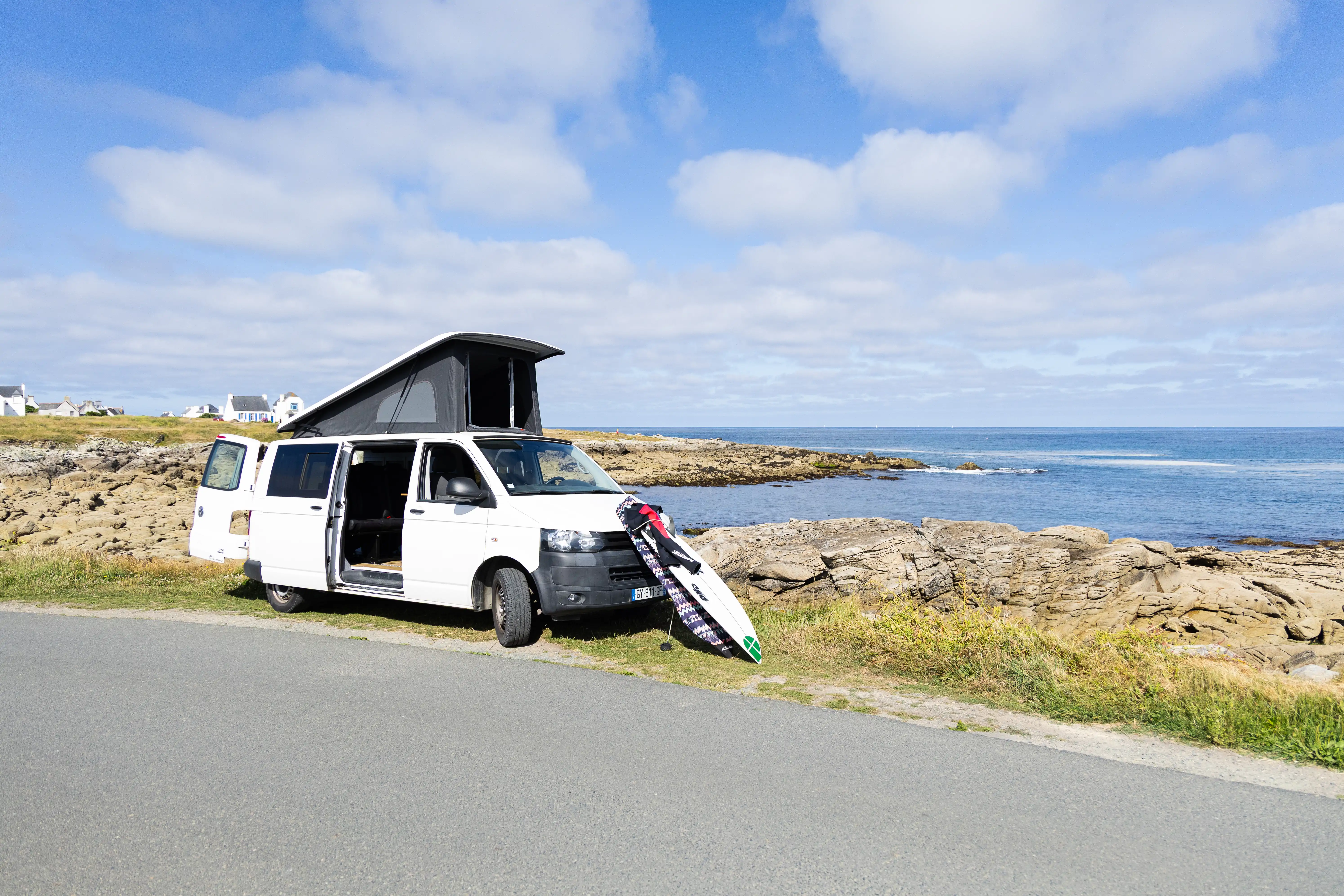 Pose de toit relevable sur van en Bretagne : avantages, erreurs à éviter et conseils d’expert